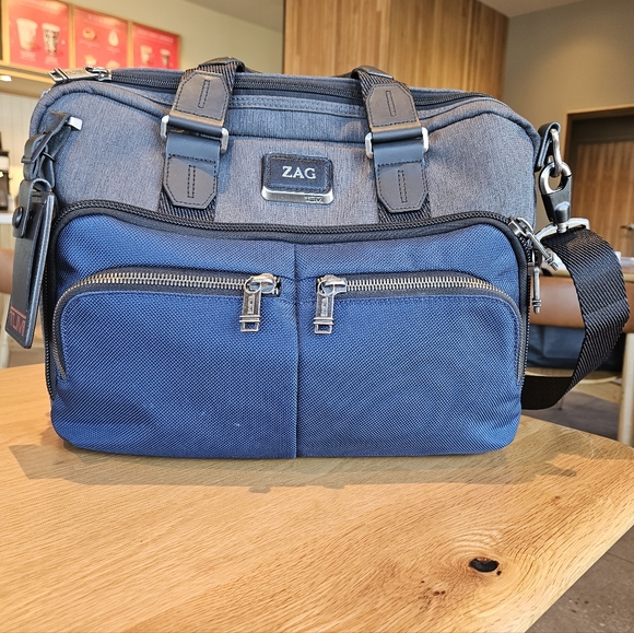 Tumi Other - Tui Alpha Bravo Albany Slim Commuter Brief- Graphite
